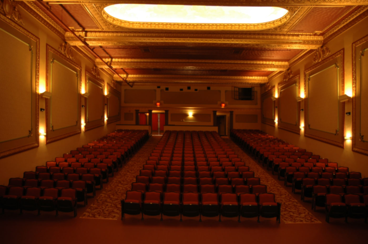 riviera-theatre-renovation